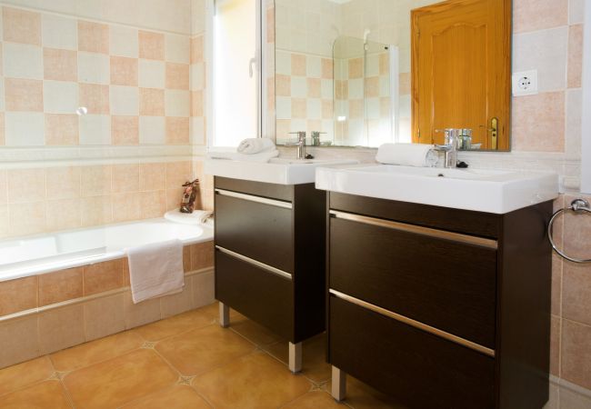 Villa in Javea / Xàbia - 0340 Villa Nogal Elefante Villa in Javea / Xàbia - 0340 Villa Nogal Elefante