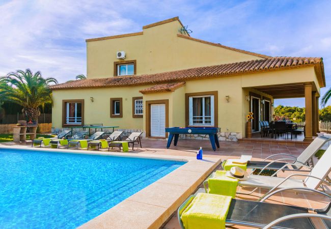 Villa/Dettached house in Javea / Xàbia - 0350 Villa Elefante with pool